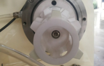 CNB-0.5L實(shí)驗(yàn)型納米棒銷(xiāo)式砂磨機(jī)