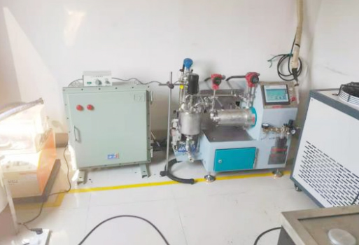 CNB-0.5L實(shí)驗(yàn)型納米棒銷(xiāo)式砂磨機(jī)